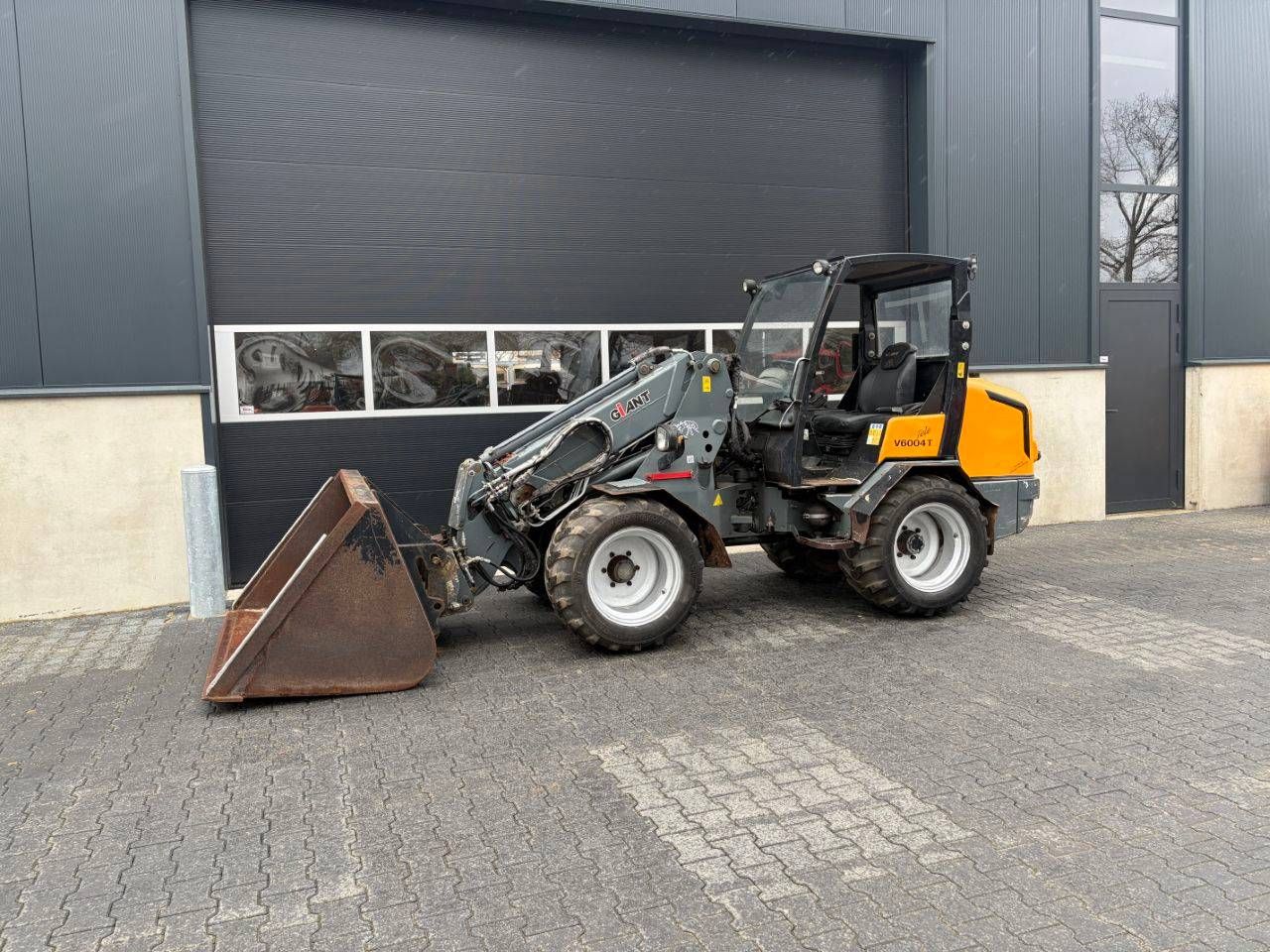 Giant V6004T TELE Diesel Wheel Loader 44kW 2011