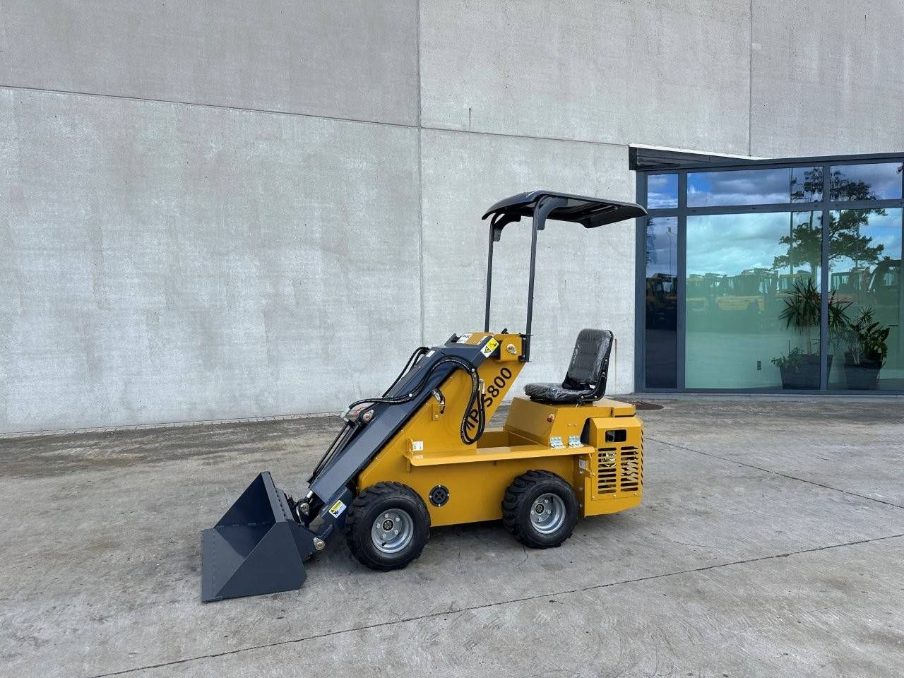 Skid Steer Loader Machpro MP-S800 Petrol 13hp 2025 New