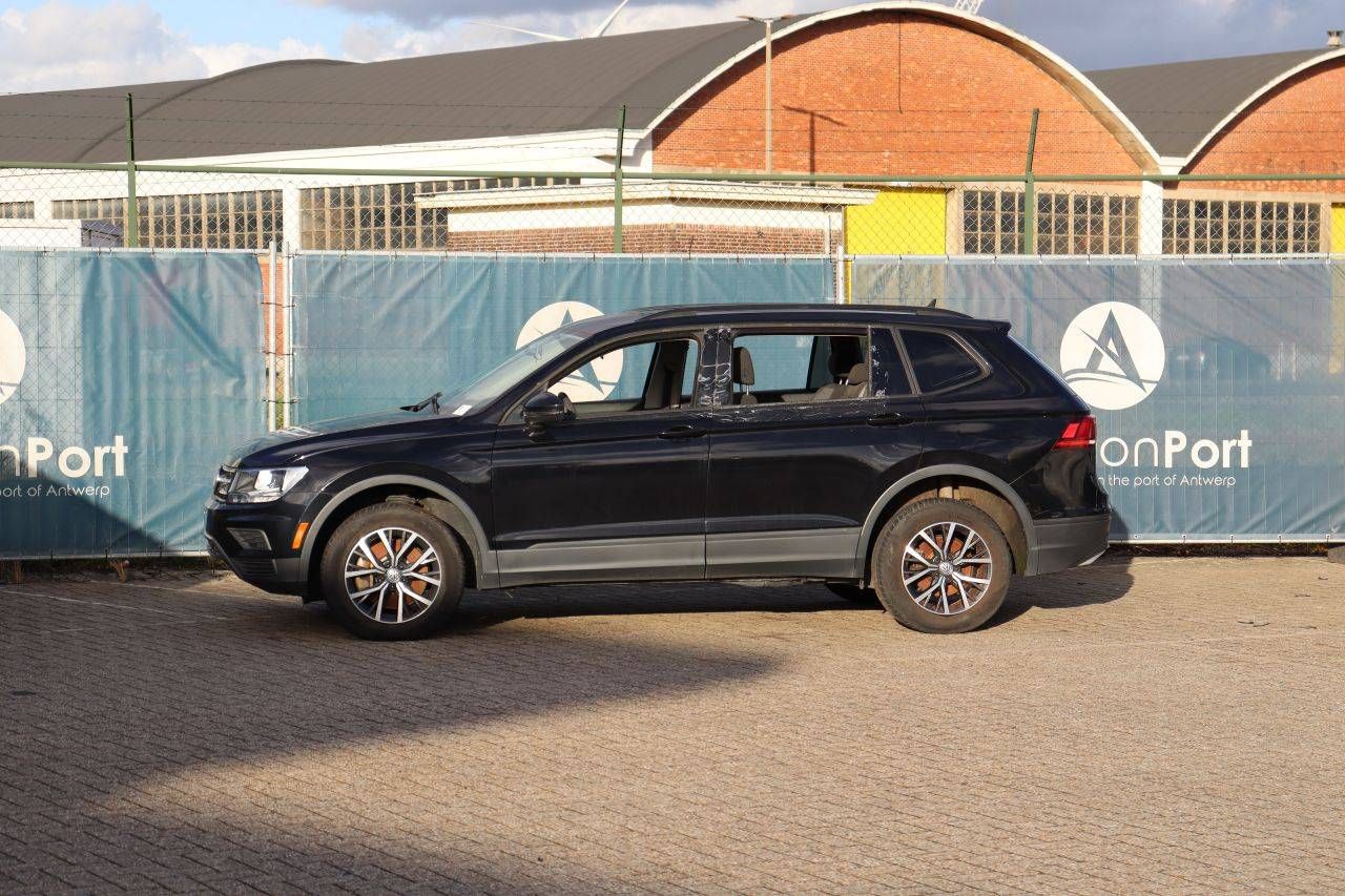 SUV Volkswagen Tiguan Petrol 186hp 2021