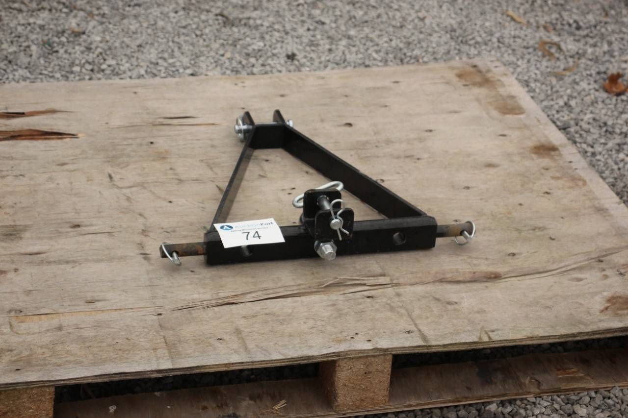 Three-point tow bar New (Margin)