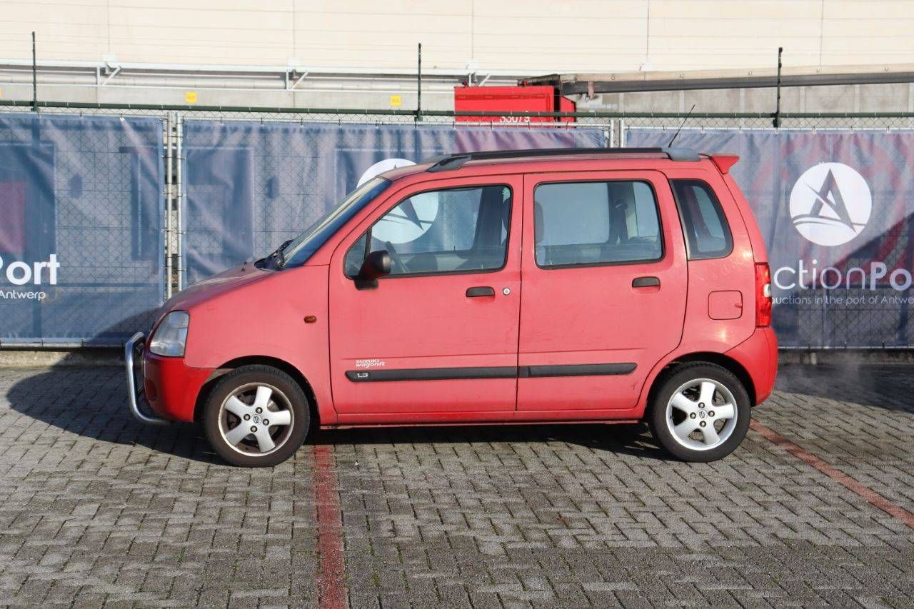 Passenger car Suzuki Vitara S Petrol 140 hp 2002 (Margin)