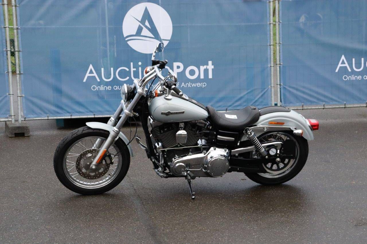 Harley Davidson Super glide Custom 103 inch Petrol
