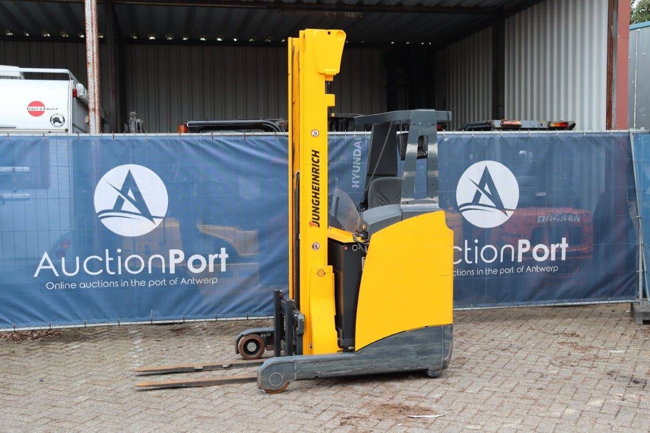 Reach truck Jungheinrich ETV110 Electric 1000kg 7.1m