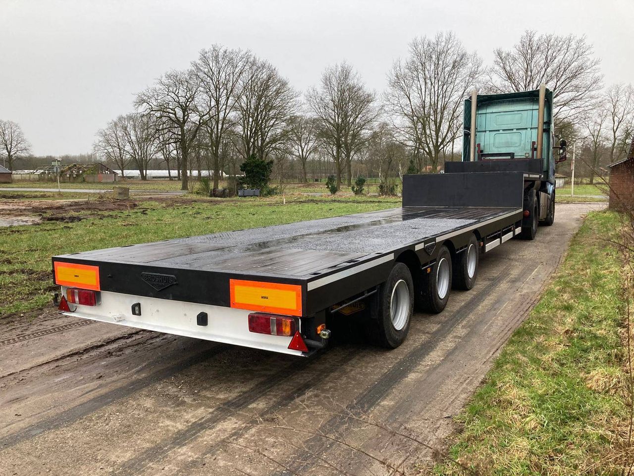 Semi-low loader Broshuis 2004