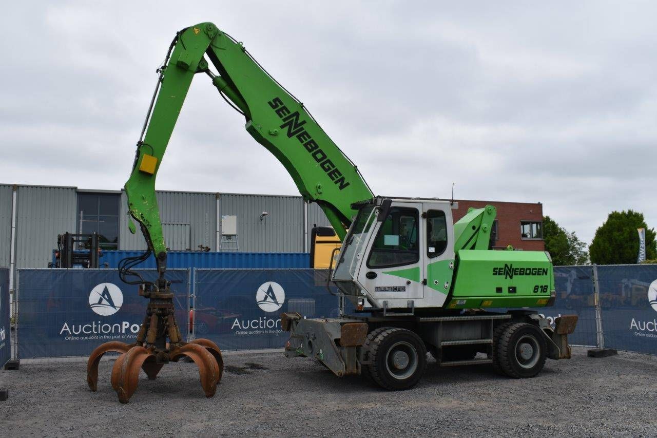 Excavator Sennebogen 818 Diesel