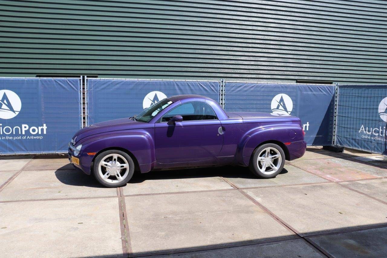 Chevrolet SSR Petrol 300hp 