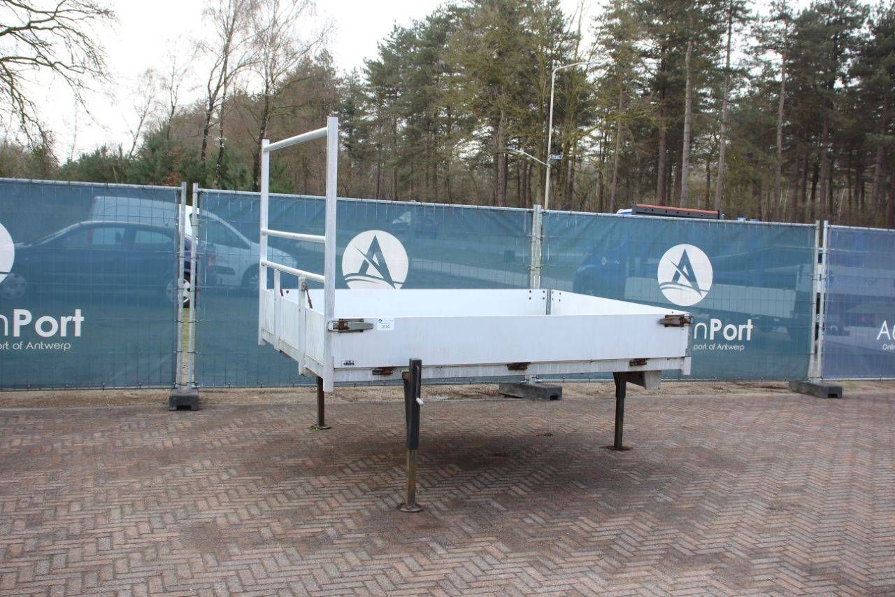 Loading platform BE