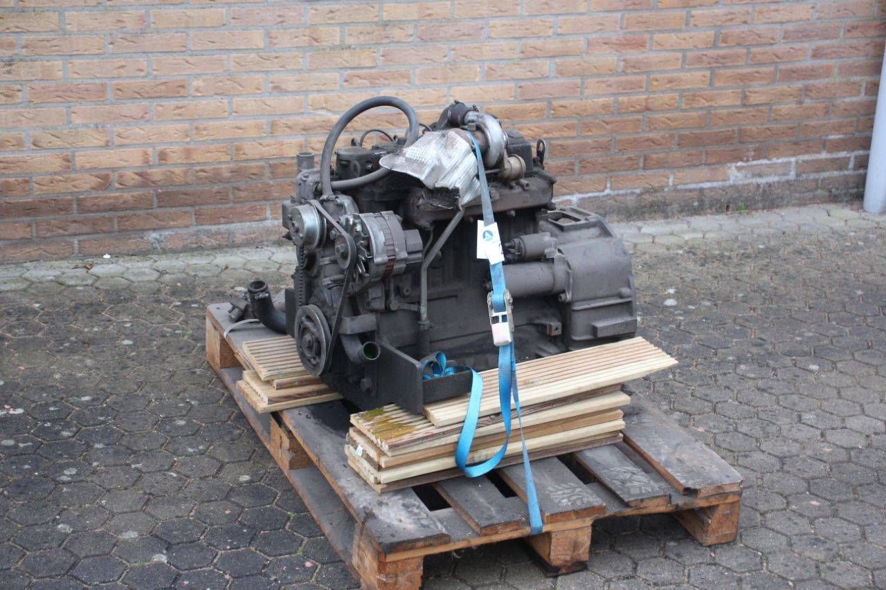 Turbo Watergekoelde industriële motor Lombardini LDW 2204 TB4 Diesel 51pk