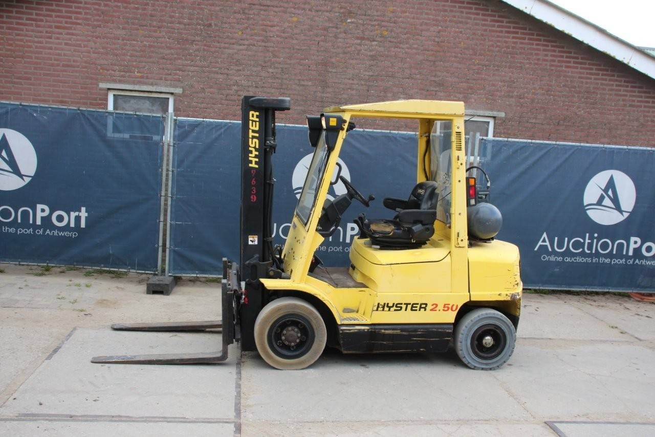 Forklift Hyster H2.50XM LPG 1560kg 6.0m 2003
