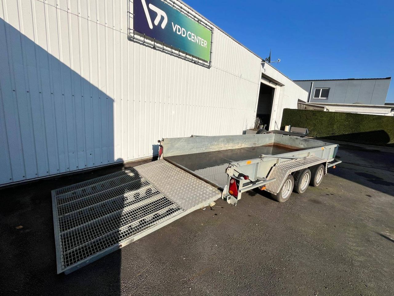 Machine transporter Ifor Williams GP 146 T 2440kg with tailgate
