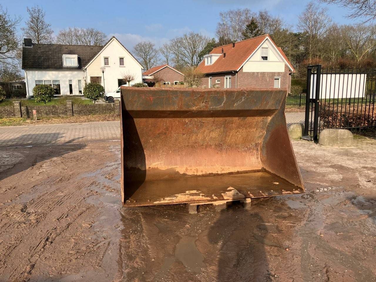 Volvo loading bed 