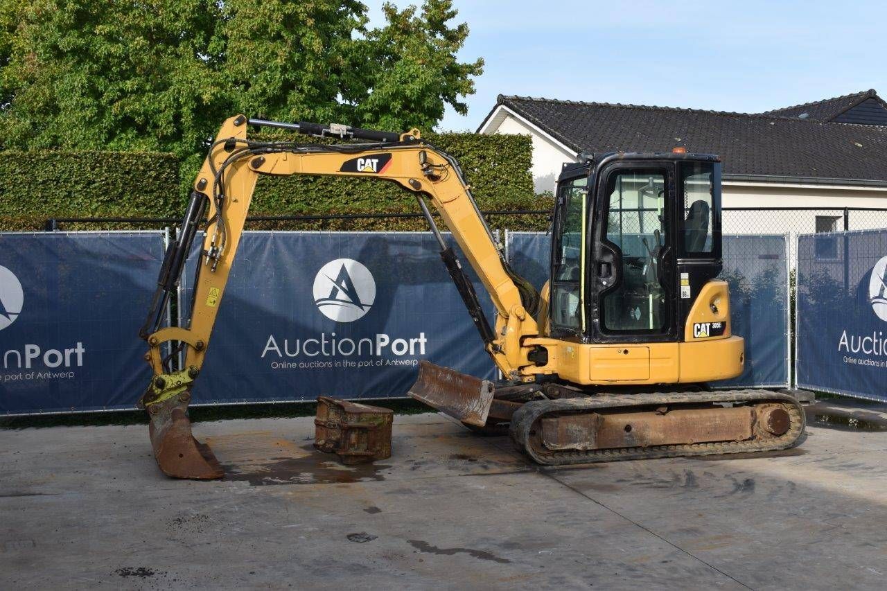 Excavator Caterpillar 305E Diesel