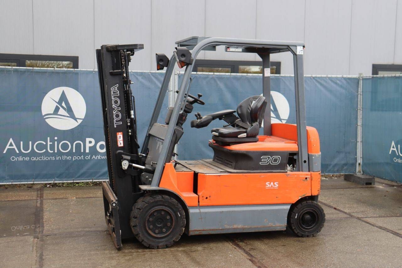 Forklift Toyota 7FBMF30 Electric 3000kg 4.3m 2009