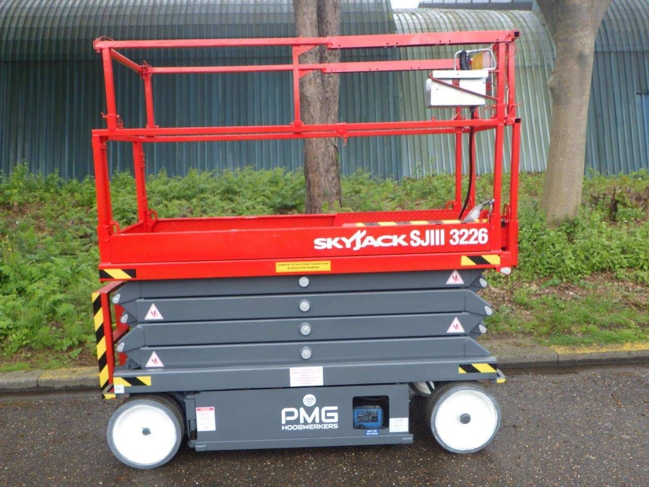 Schaarhoogwerker SkyJack SJ3226 Elektrisch 9.92m 2012