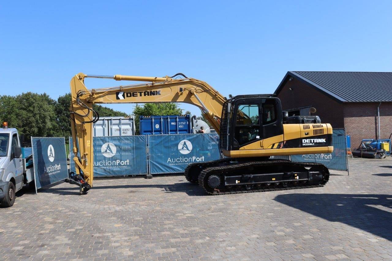 Rupsgraafmachine Detank DE220BLC Diesel 158pk 2014 Nieuw