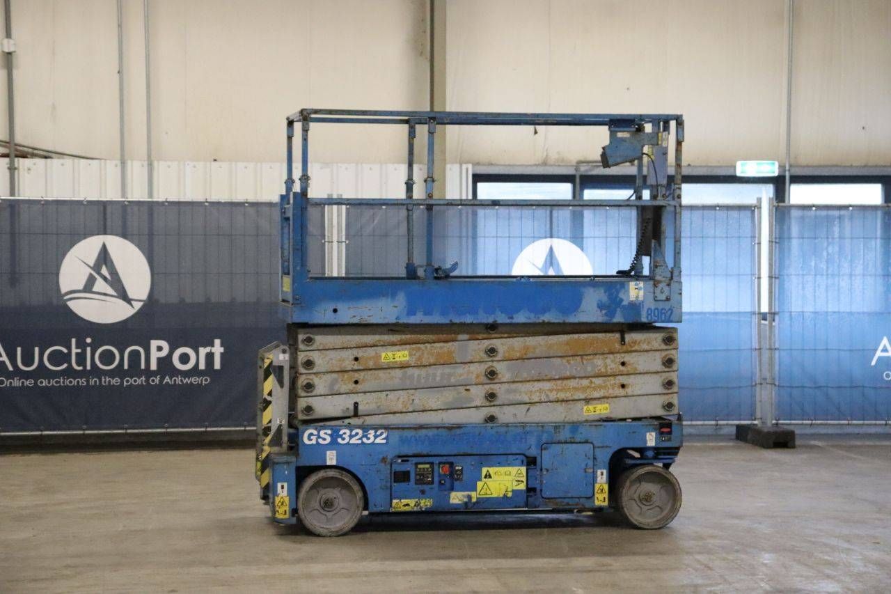 Scissor lift Genie GS-3232 Electric 11.75m 2016