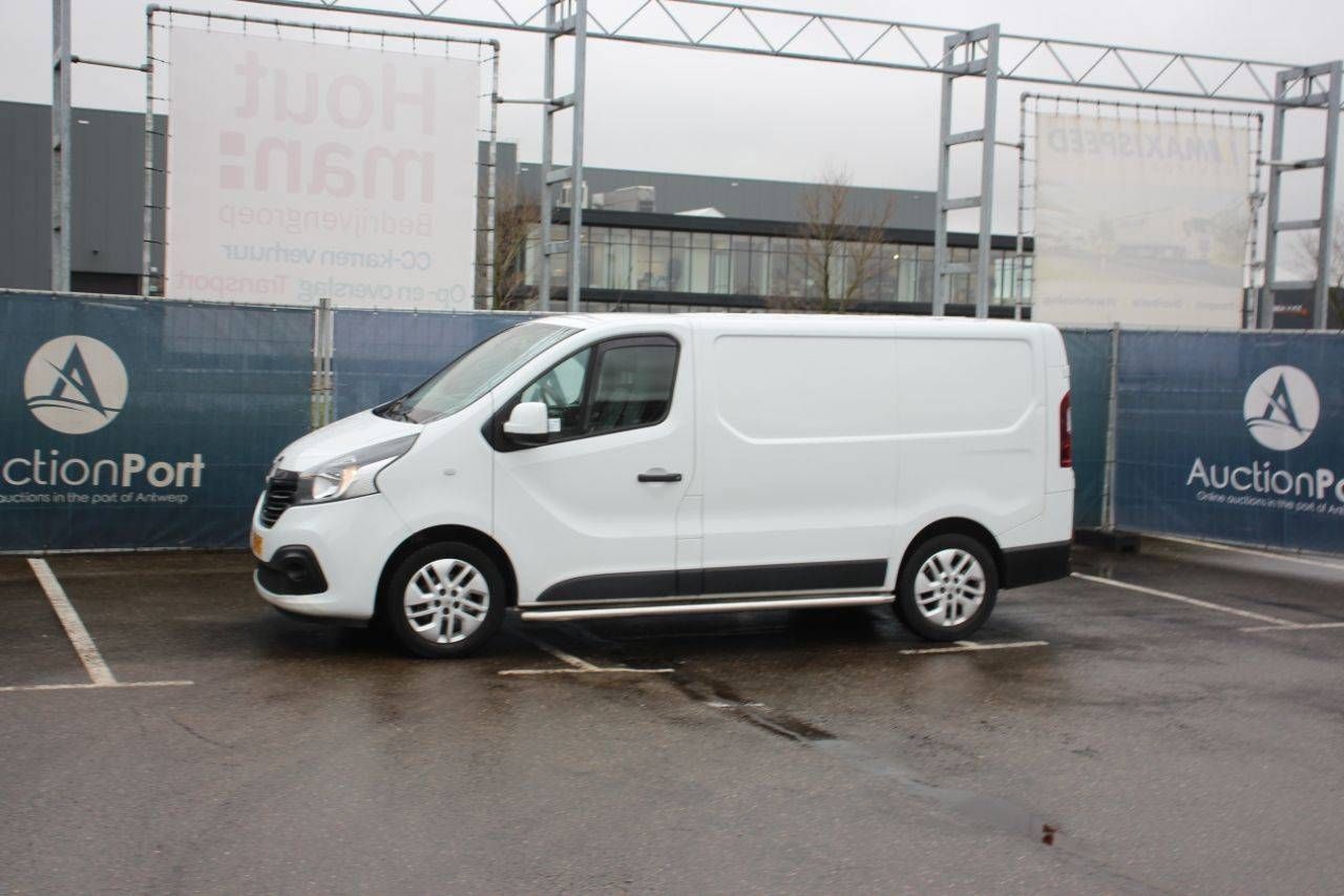 Renault TRAFIC Diesel 2017 Van