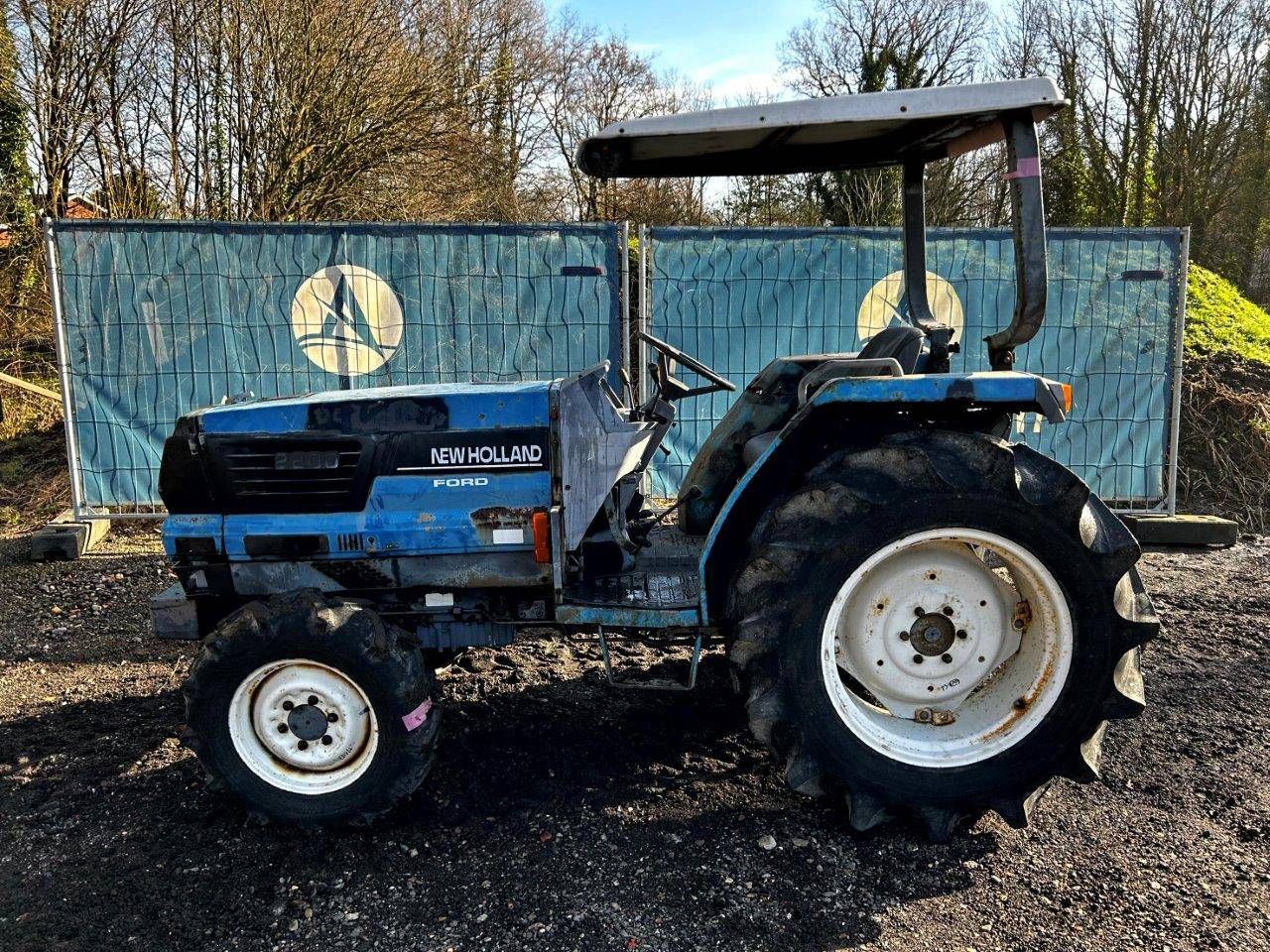 Tractor New Holland 2200 Diesel 41hp