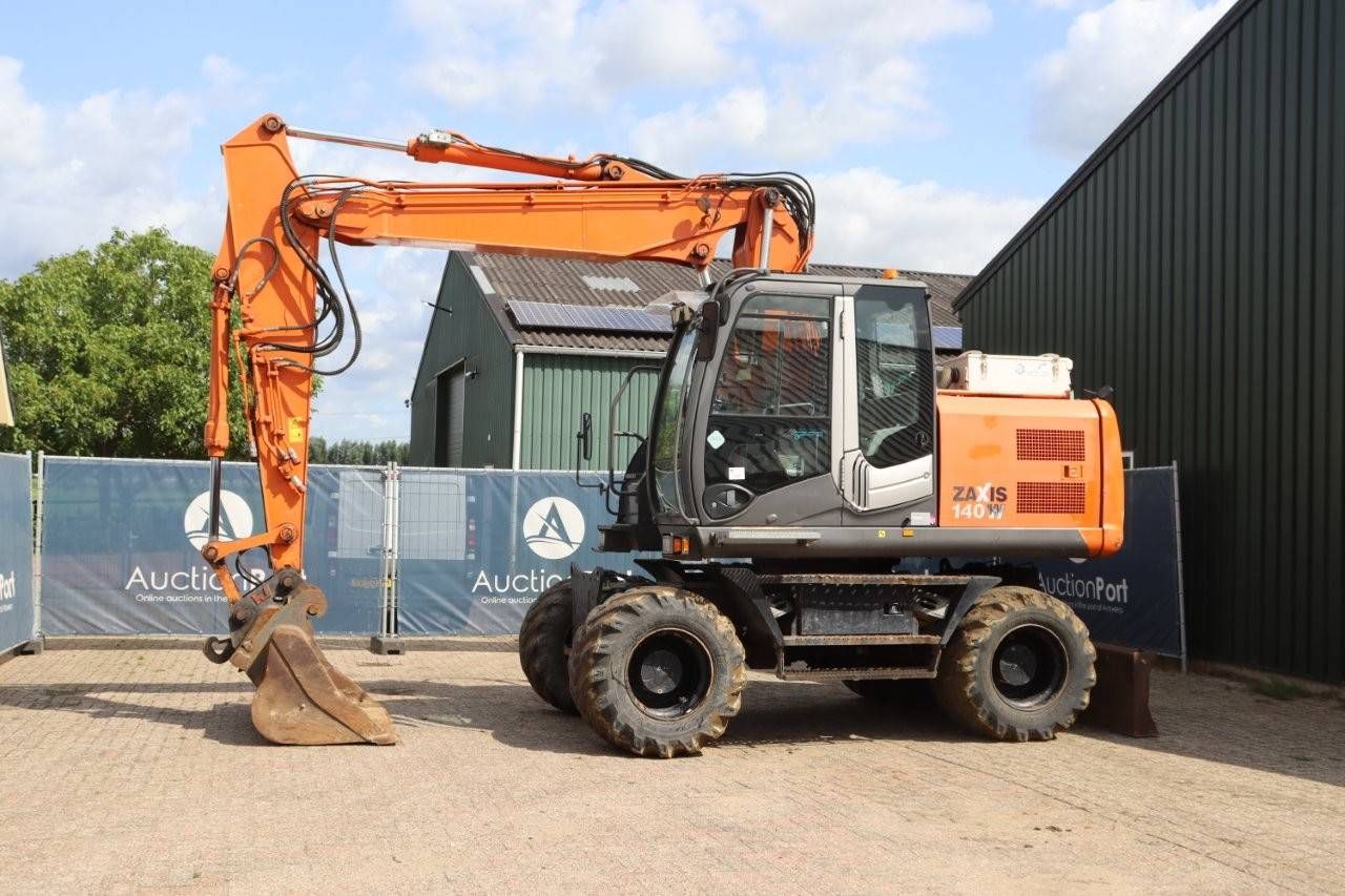 Wielgraafmachine Hitachi ZX140W-3 Diesel 2009