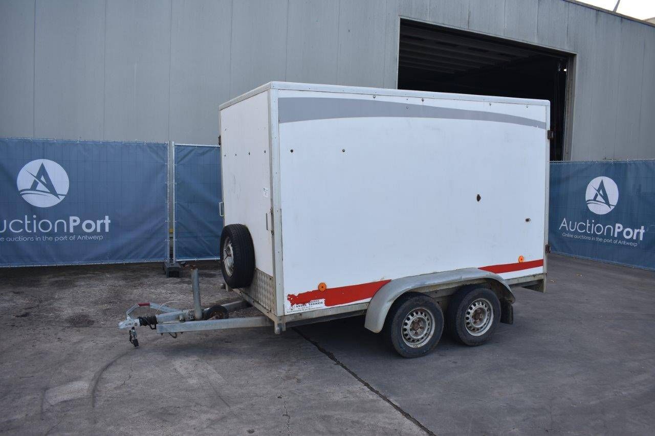 Geschlossener Anhänger Anssems 2000kg 300x150x180cm