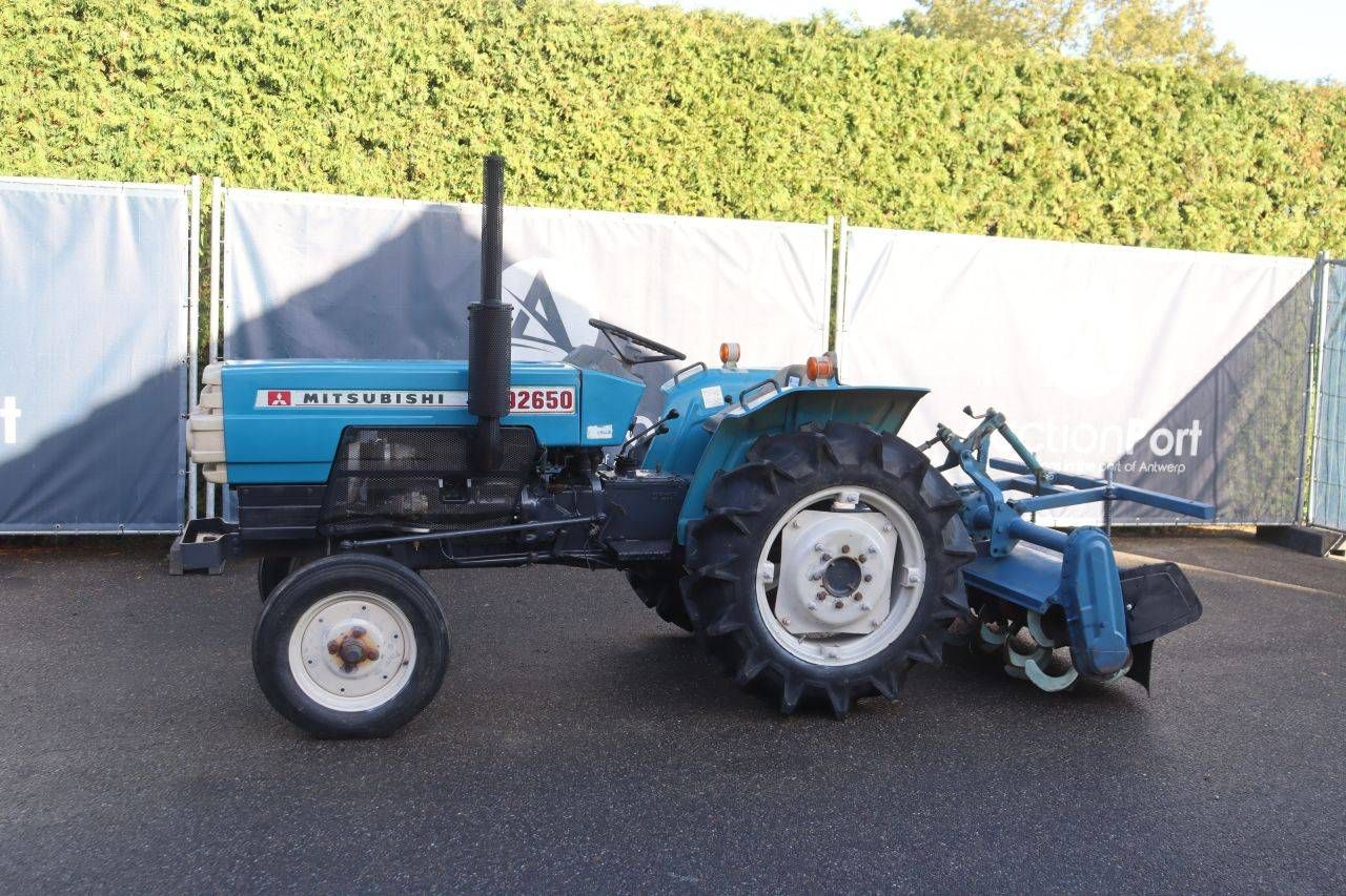 Mini trator Mitsubishi D2650 Diesel 26hp com cultivador