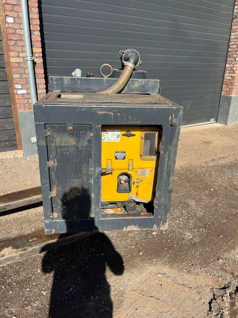 Vacuum pump