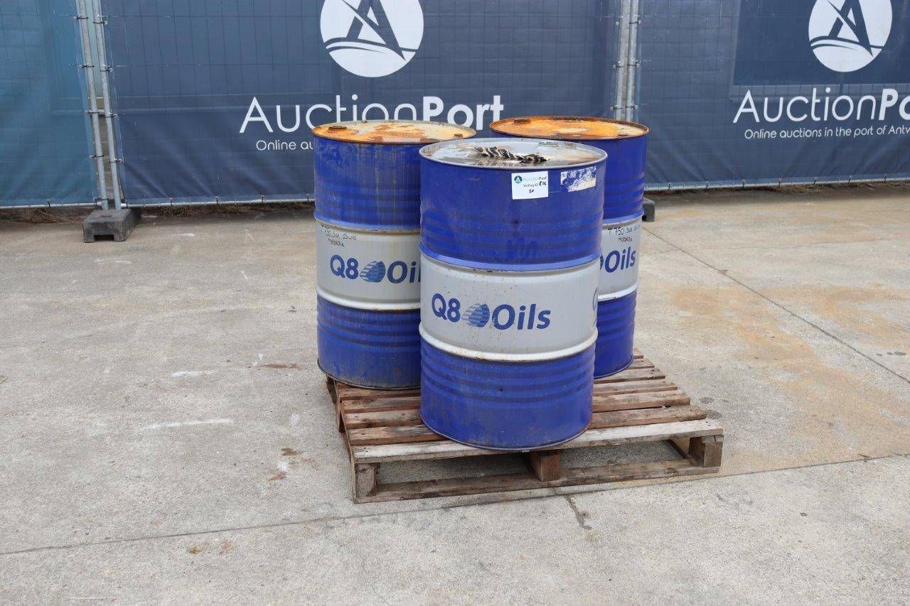 Lot of Motor Oil Q8 3 pieces