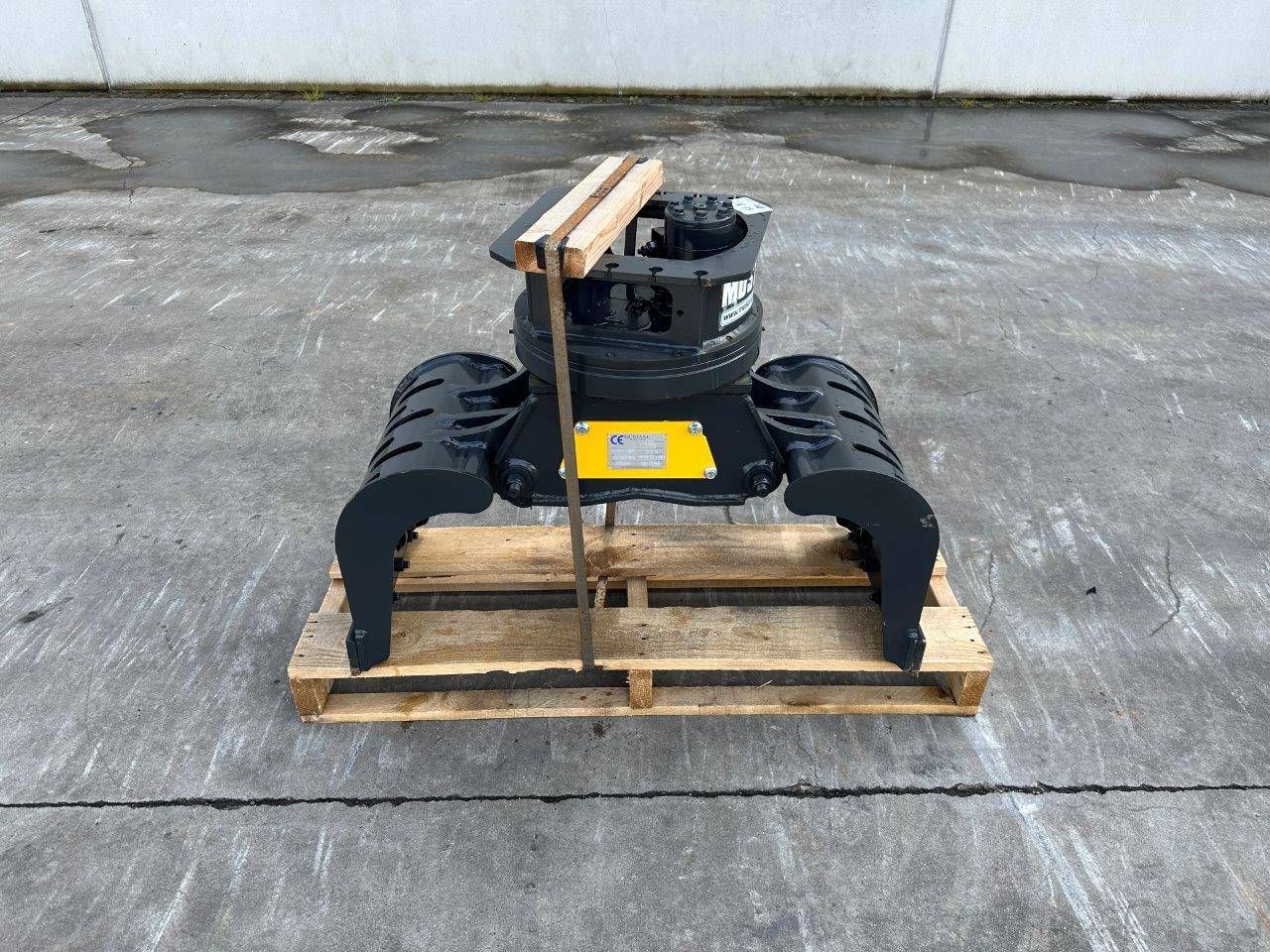 Sorting grab Mustang GRP150 New