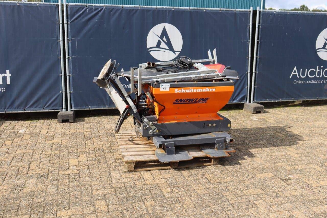 Salt spreader Snowline Epoke Combi1 2018