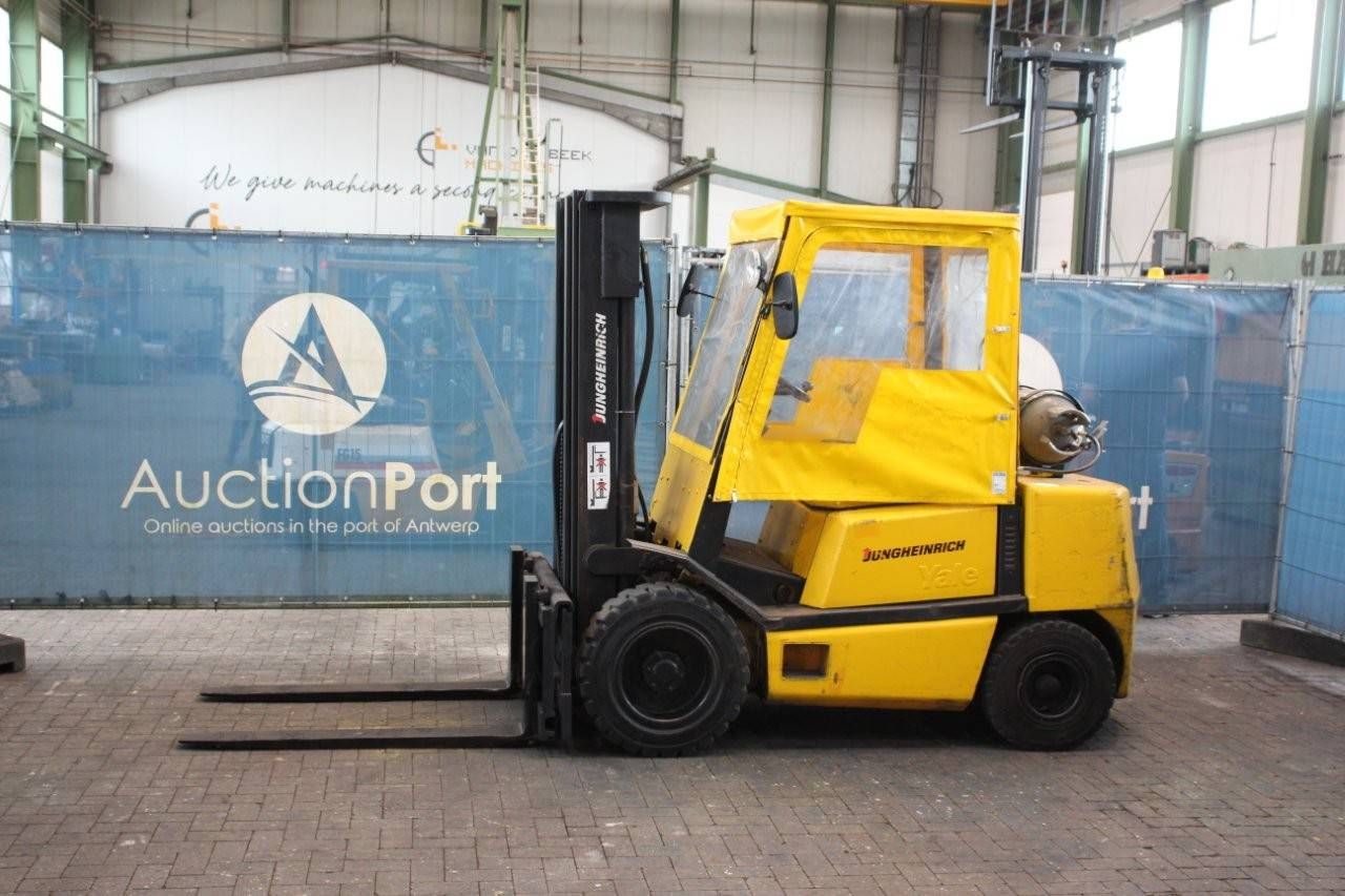 Forklift Jungheinrich TFG 30 LPG 3000kg 4.83m 1993