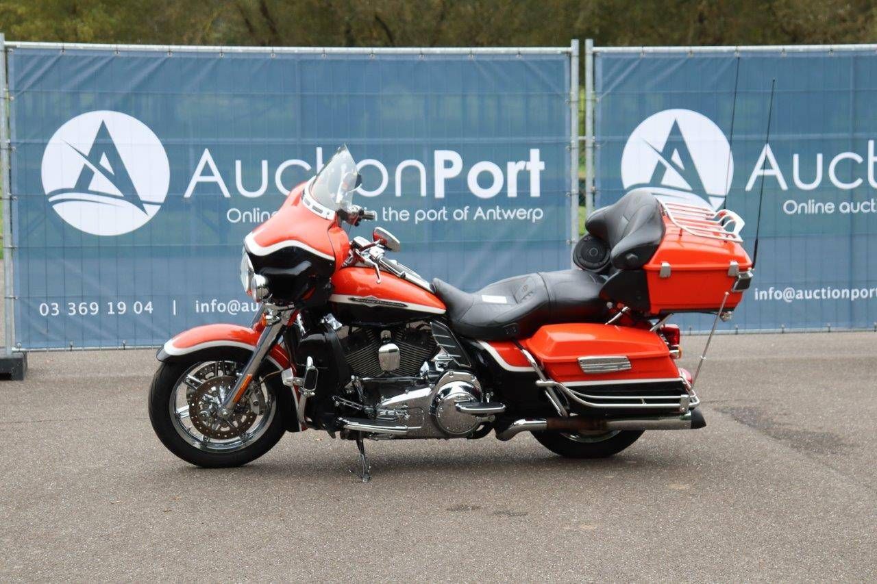 Motorcycle Harley-Davidson CVO Ultra Limited Petrol 2012
