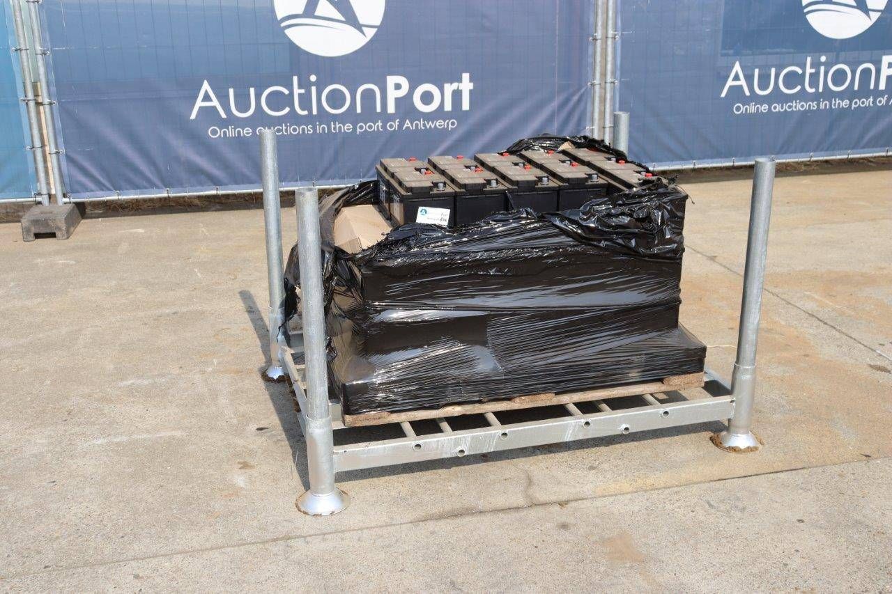 Lot Accu Calcium 56077 SMF New