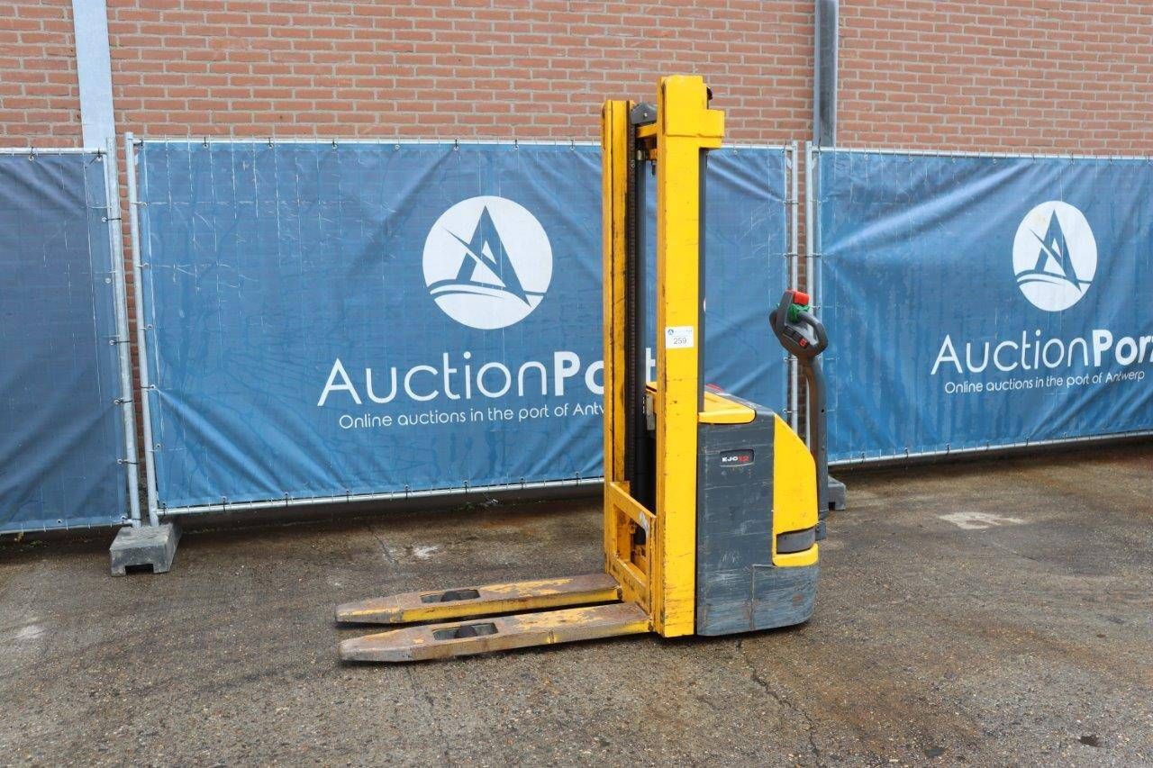 Stacker Jungheinrich EJC12 Electric 1200kg 3.2m 2003