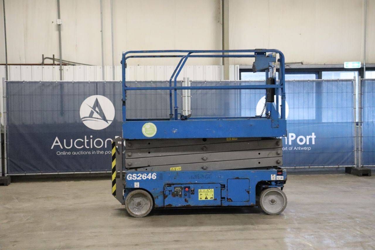 Scissor Lift Genie GS-2646 Electric 9.96m 2014