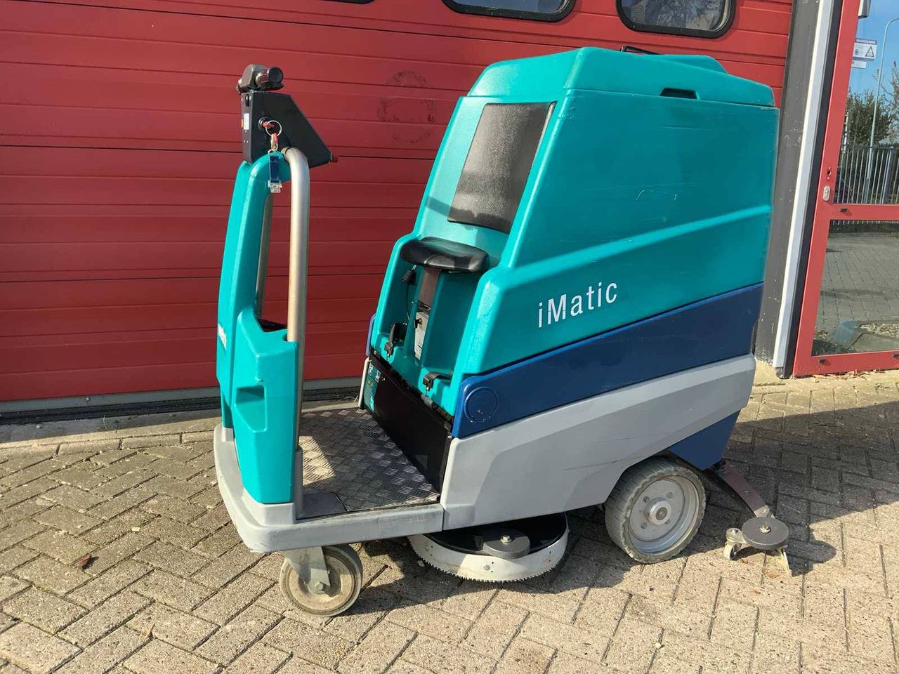 Scrubber dryer Wetrok iMatic Electric