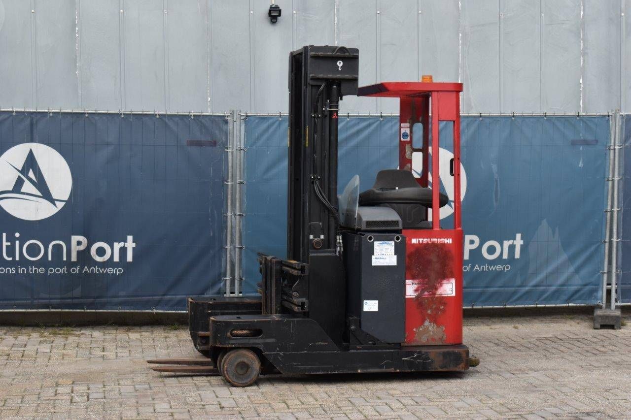 Chariot élévateur quadridirectionnel Mitsubishi RBM25K Électrique 2500kg