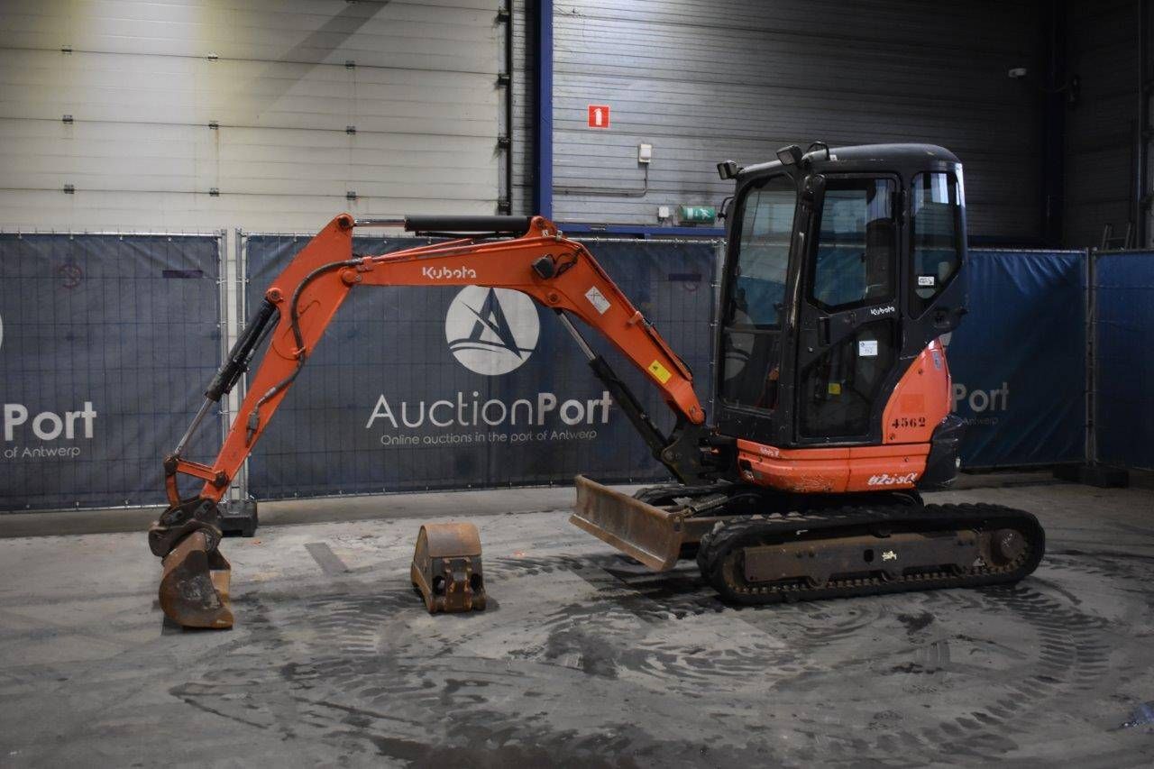 Mini excavator Kubota U25-3EU Diesel 