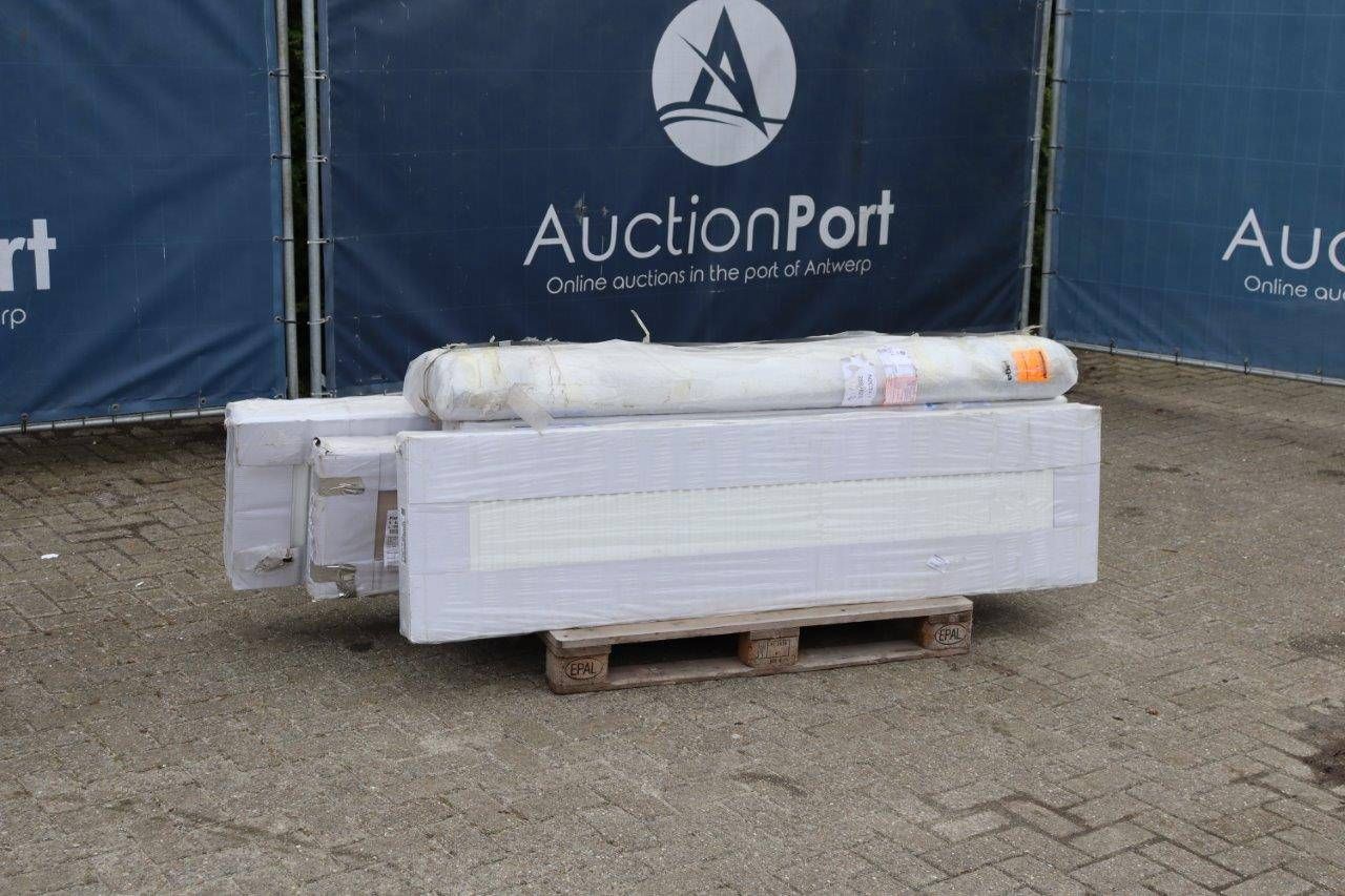 Partij Radiatoren 5 stuks Nieuw