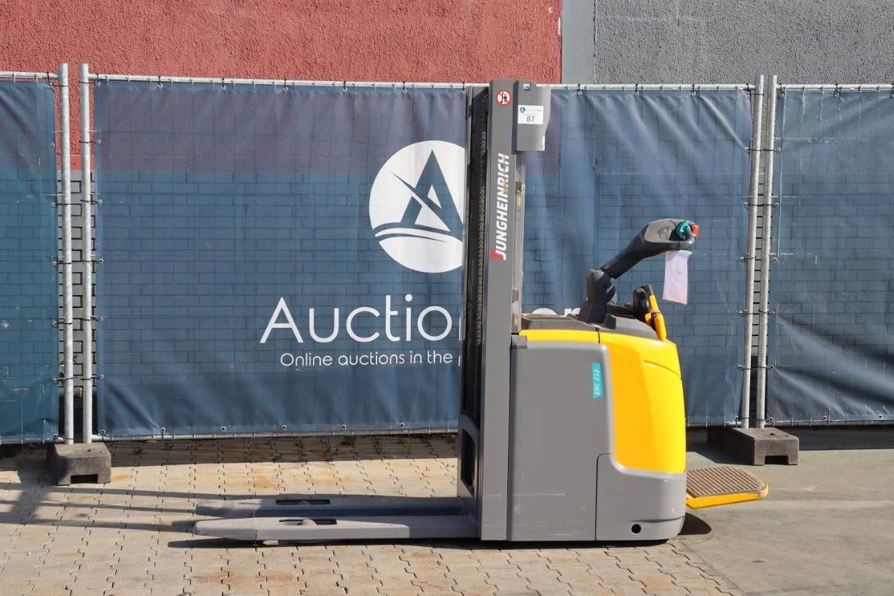 Stacker Jungheinrich ERC 120 Electric 1200kg 4.7m 2018