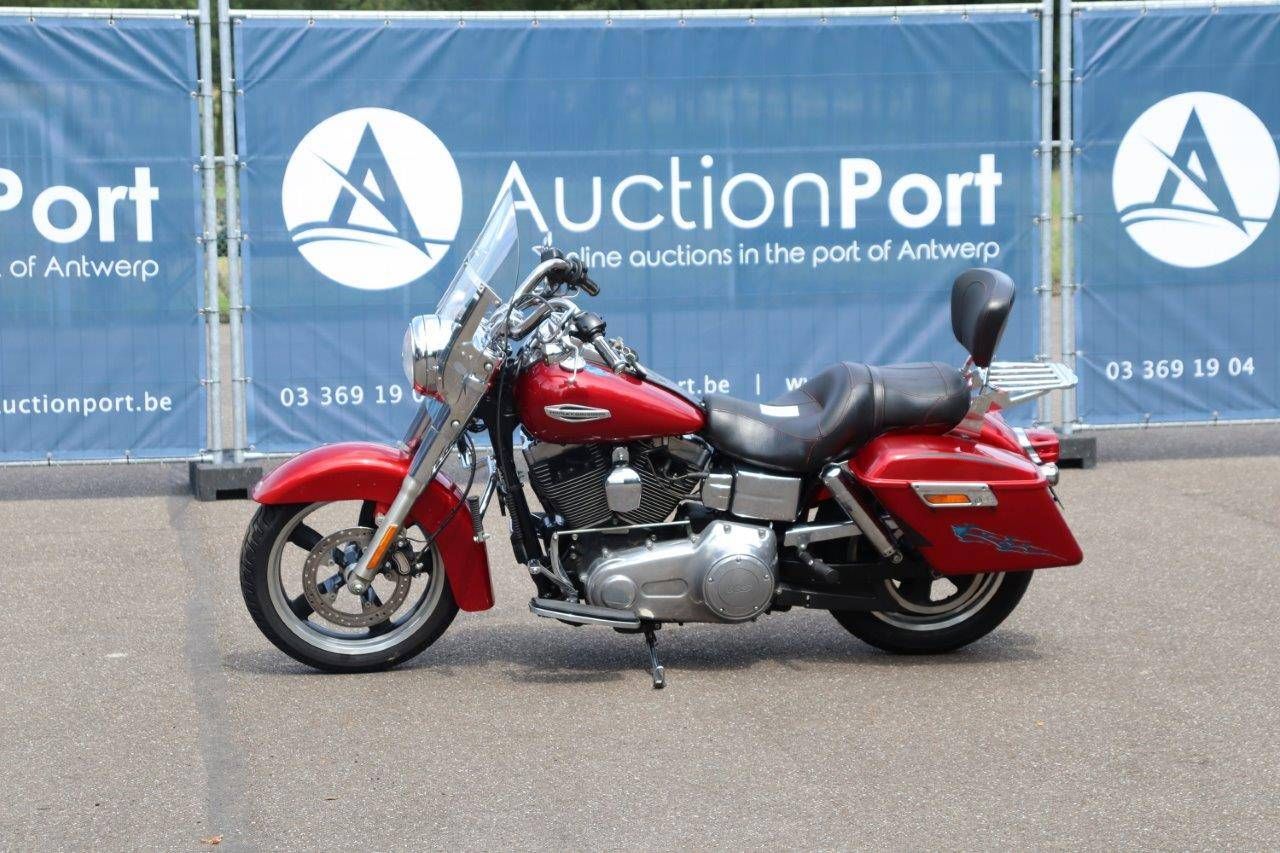 Motorcycle Harley Davidson Syna Switchback Petrol 2012 Auctionport
