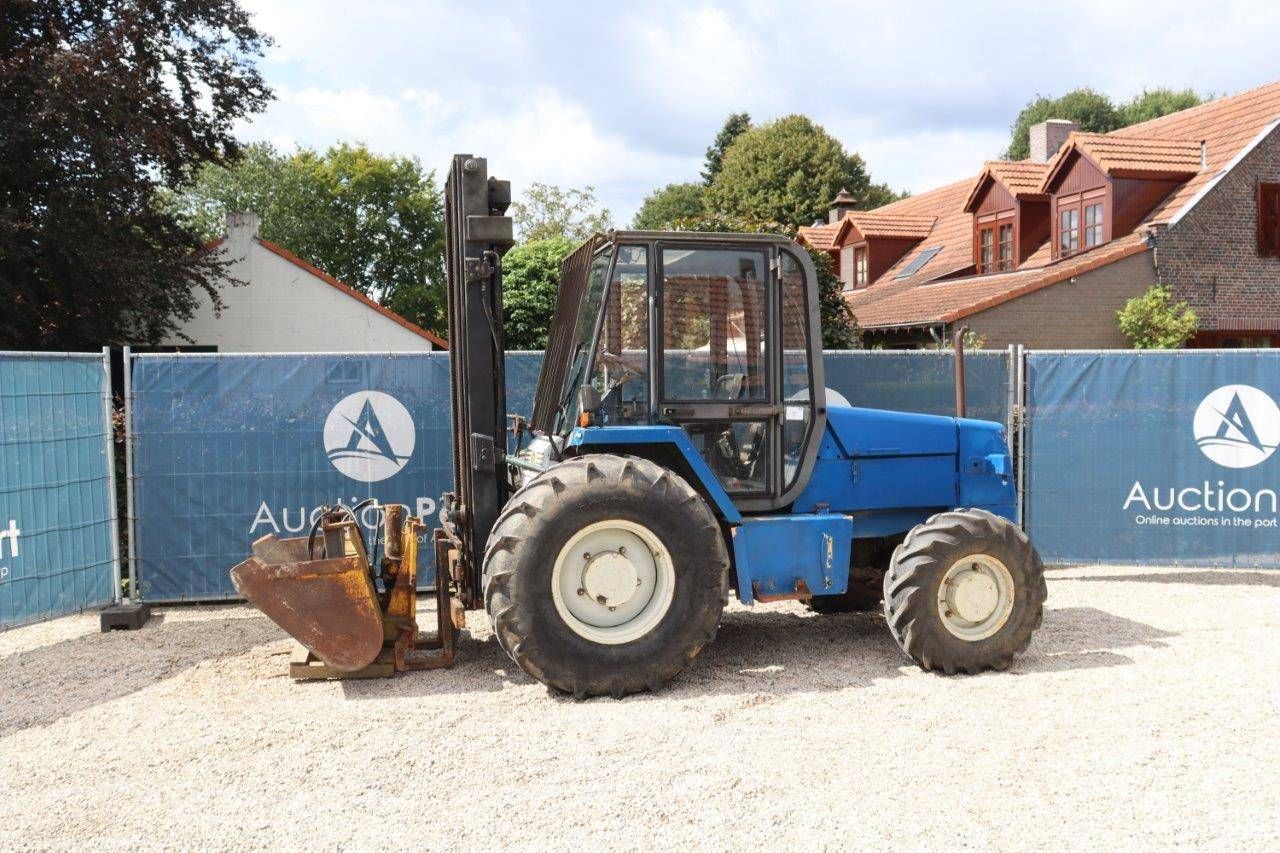 Rough Terrain Forklift JCB 926 Diesel 71.5hp 2600kg 5.5m 1997 (Margin)