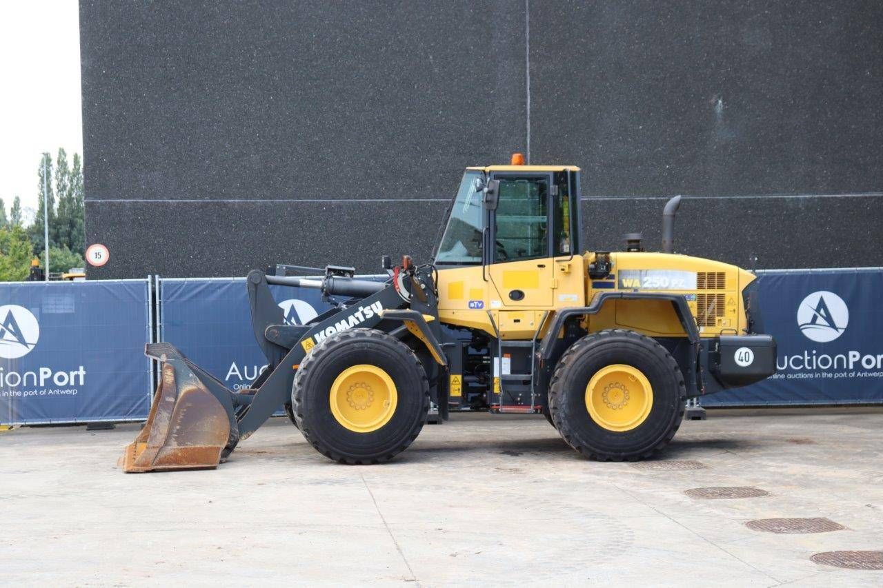 Wheel loader Komatsu WA250PZ-6 Diesel