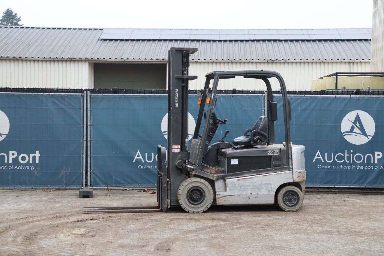 Nissan 1Q2L25Q Electric Forklift 1650kg 6.0m