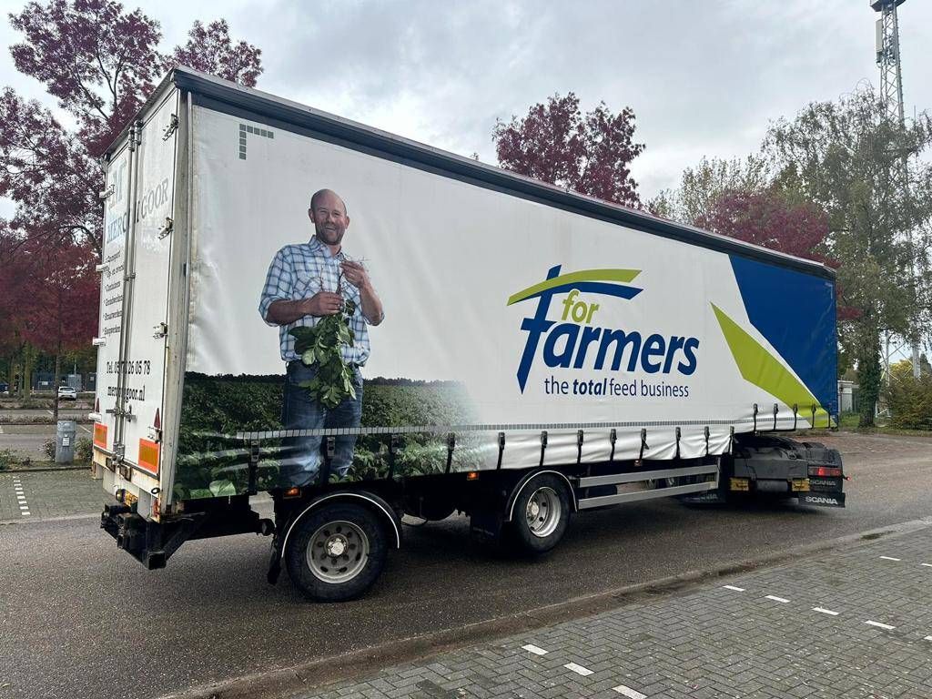 Sliding curtain semi-trailer Vogelzang V0 SD 1997