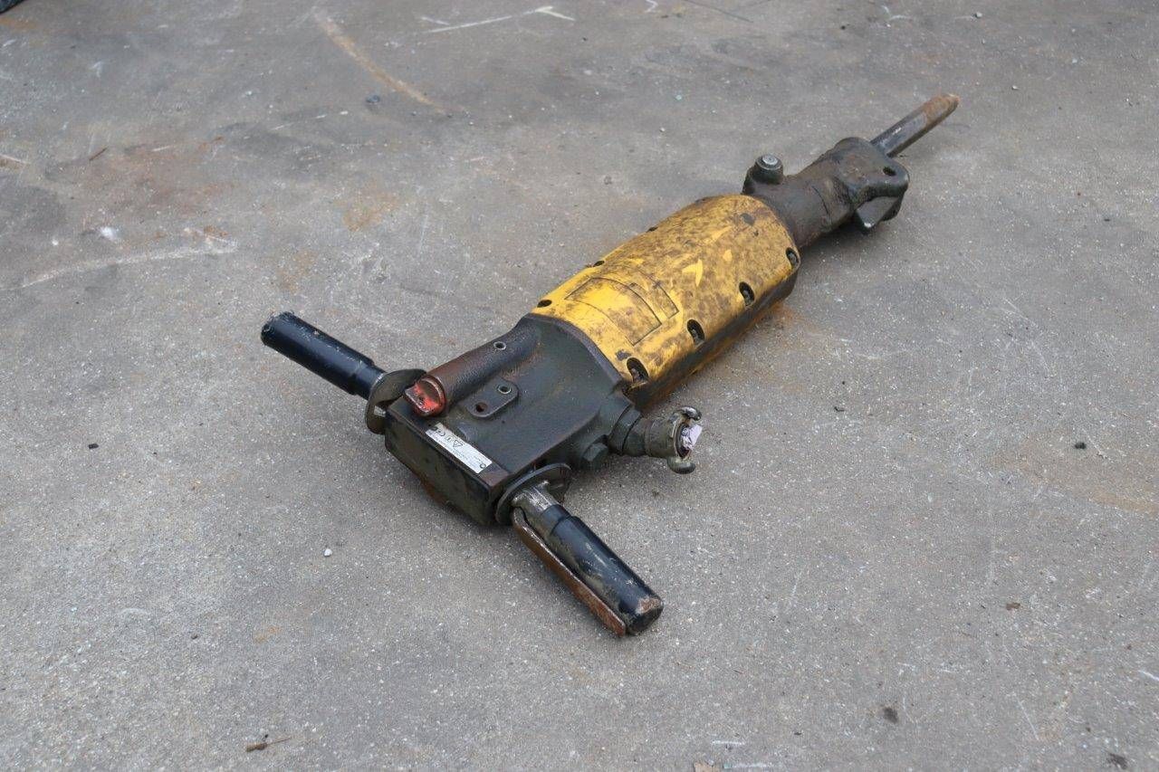 Demolition hammer 