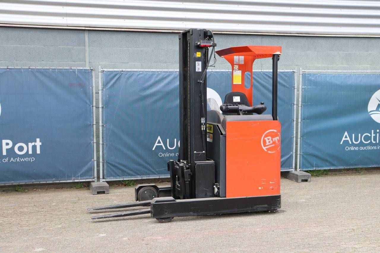Reach truck BT RR M14 Electric 1400kg 5.4m 2004