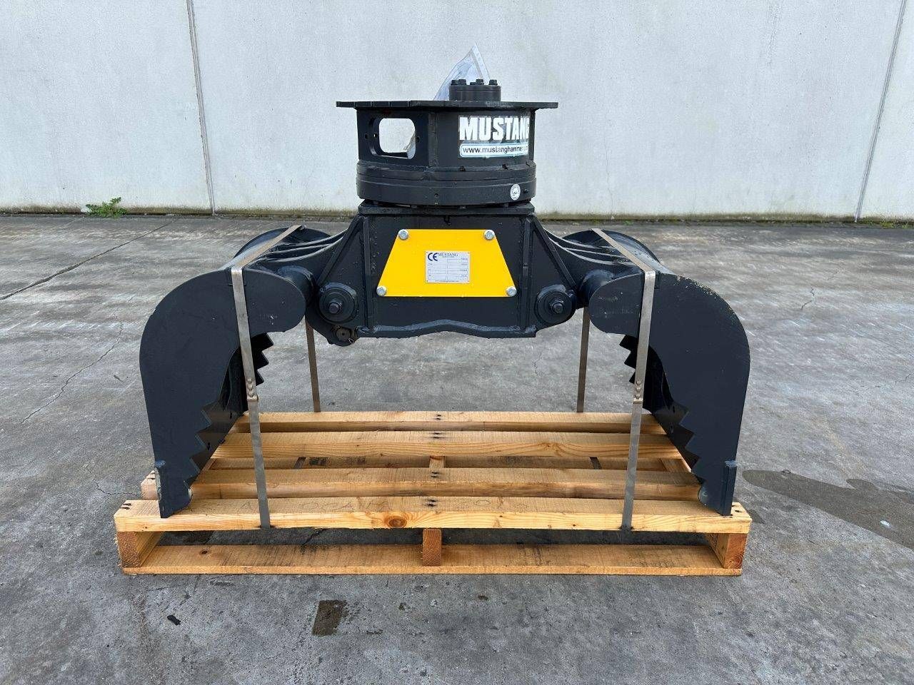Sorting grab Mustang GRP250 New