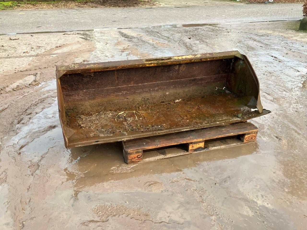 Skid Steer Loader Body 