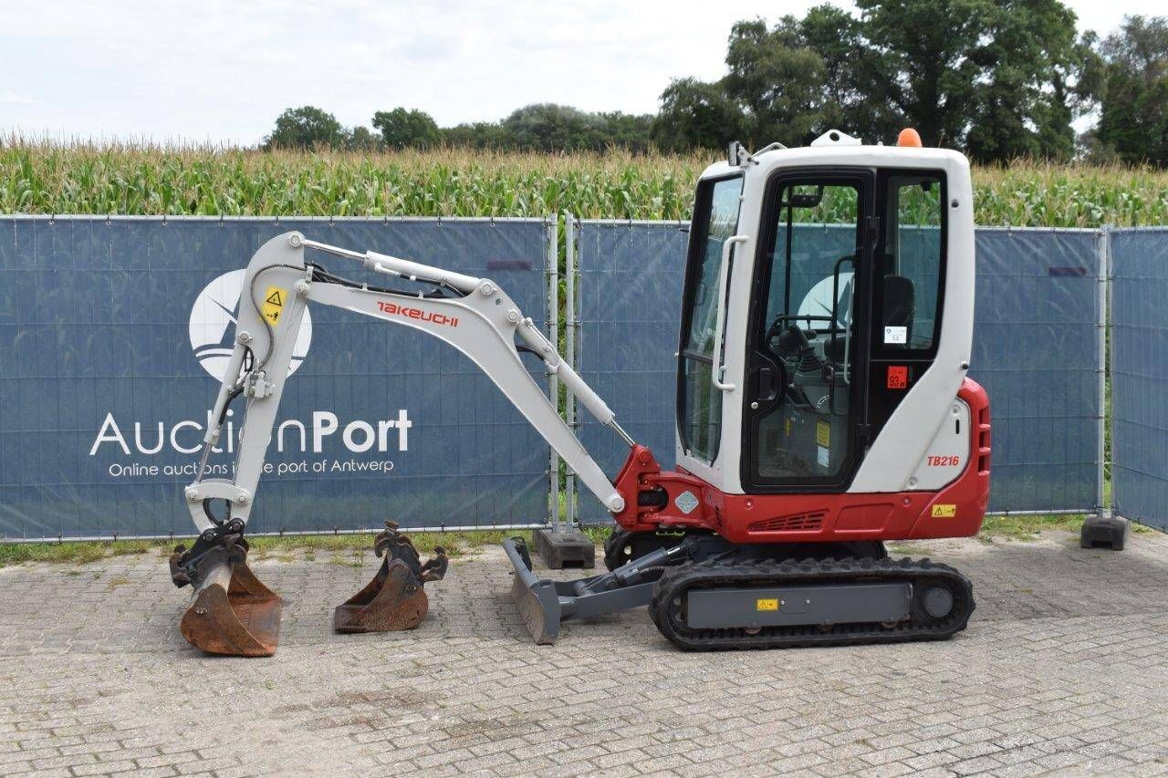 Mini digger Takeuchi TB216 Diesel