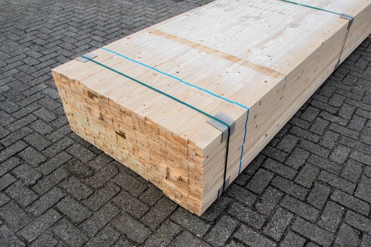 Batch of Wood 22x45x3900mm 200 pieces New